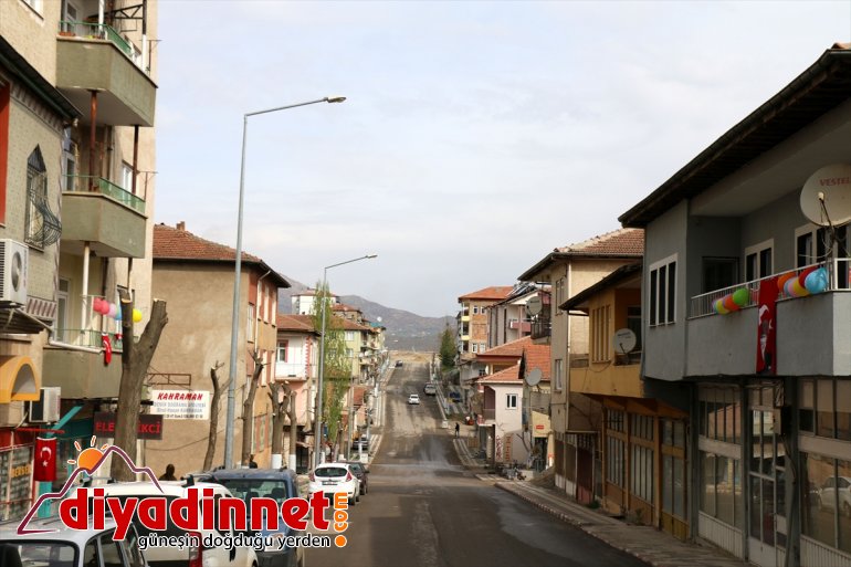 - bayrağı vatandaşlara Esnaf Türk dağıtıldı ve MALATYA 3