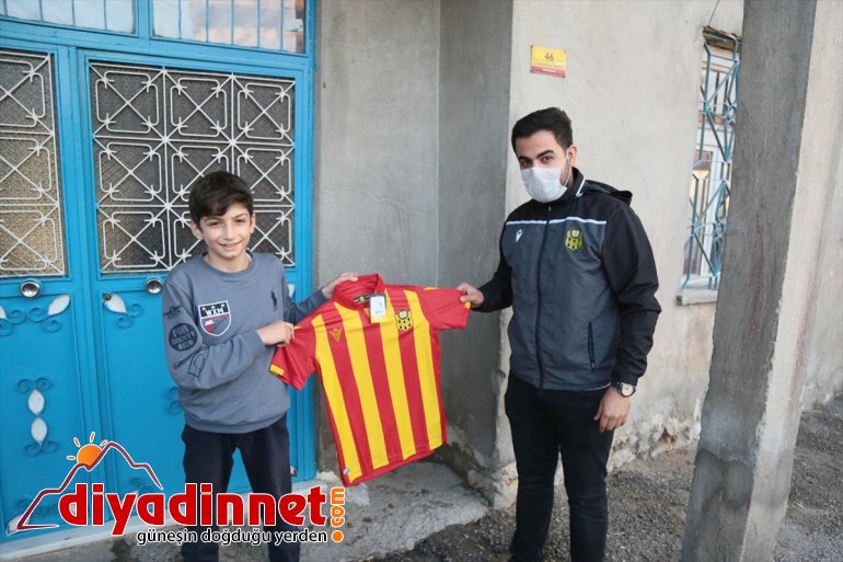 Kulübünden çocuklara forma Yeni  Malatyaspor 4