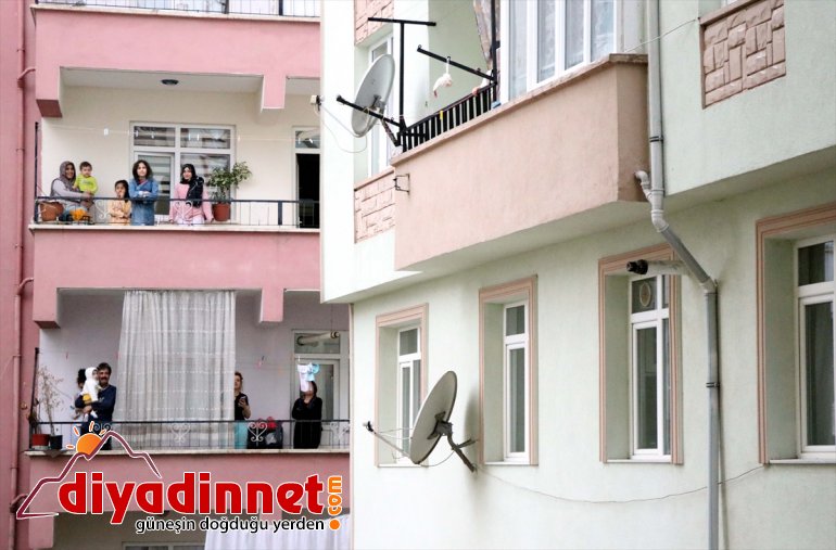 sokağa gençlere çıkmaları moral Elazığ konseri yasaklanan Belediyesinden 6