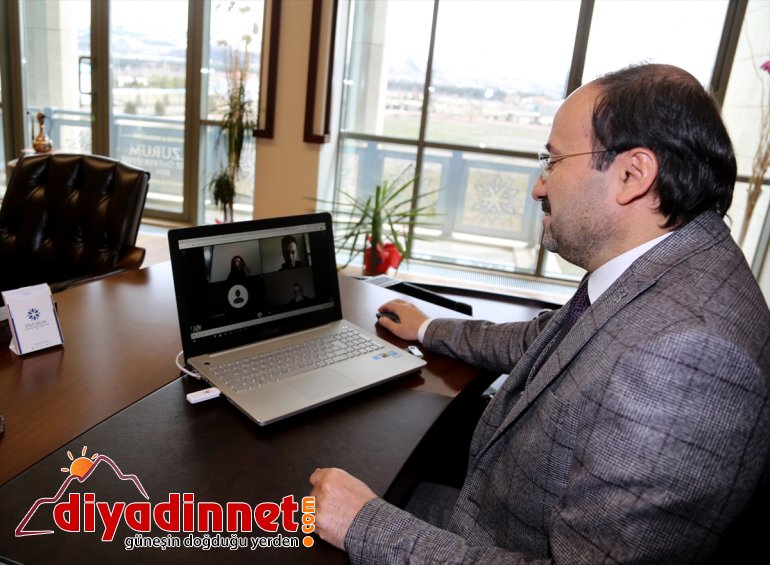 derslerinden eğitimle kalmıyor geri öğrencileri üniversite online çıkmayan Evden 2