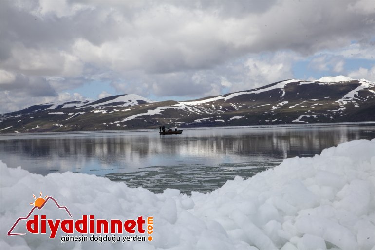 görüntüler oluştu Nazik Gölü