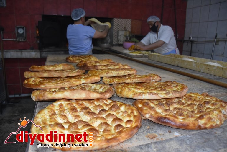 Kovid-19 Ramazan pidesine iki saat KARS molası Fırınlarda - 4