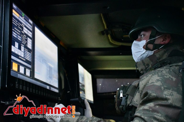 nöbetinde vatan yaptı Kartalları iftarlarını Hudut ilk 3