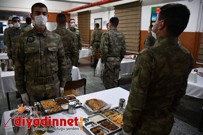 yaptı Hudut vatan Kartalları ilk nöbetinde iftarlarını 6