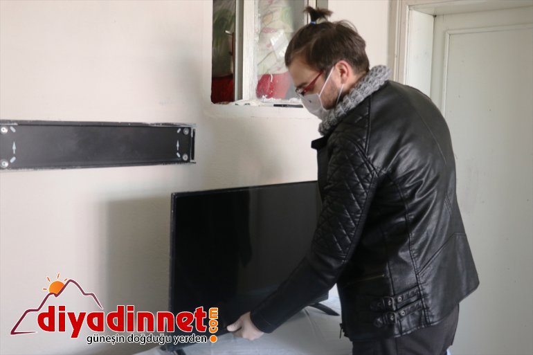 yayınlarını EBA televizyonla evlerinden edilen hediye Ağrılı TV artık kardeşler izleyecek 6