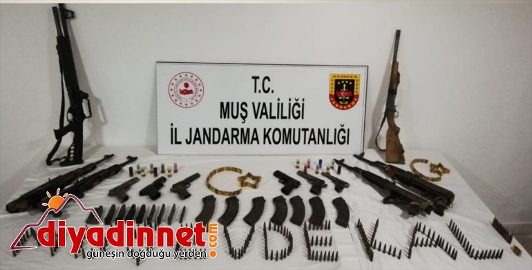 Muş'ta jandarmadan ele geçirilen fişeklerle "Evde kal" çağrısı