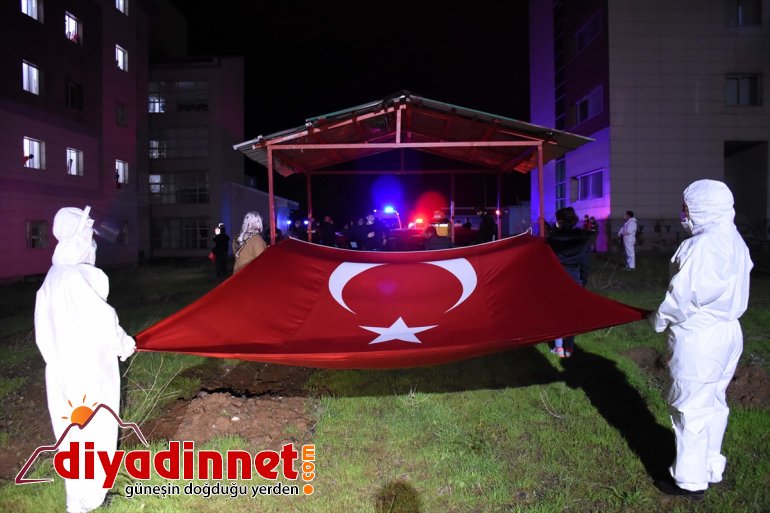 MUŞ vatandaşlara - kalan moral karantinada Yurtta konseri 2