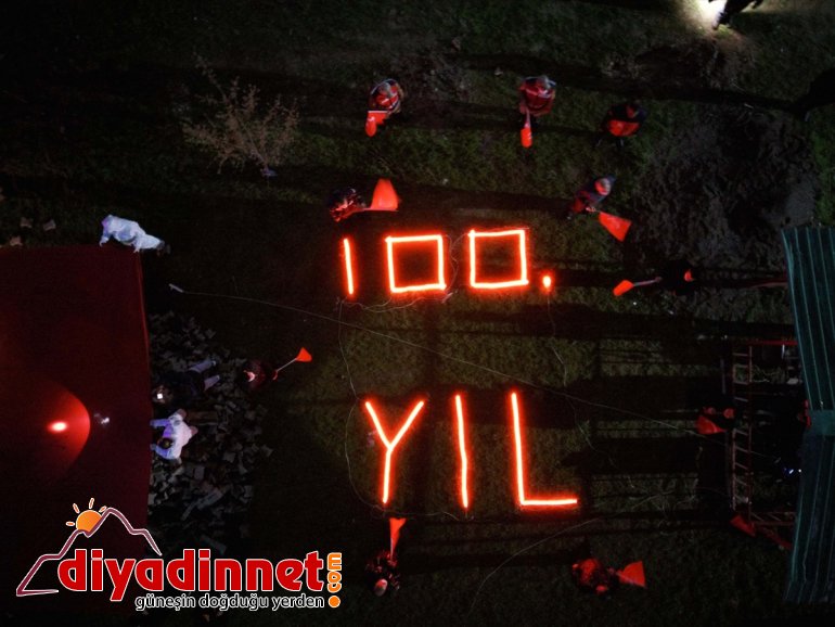 karantinada kalan vatandaşlara - MUŞ Yurtta moral konseri 12