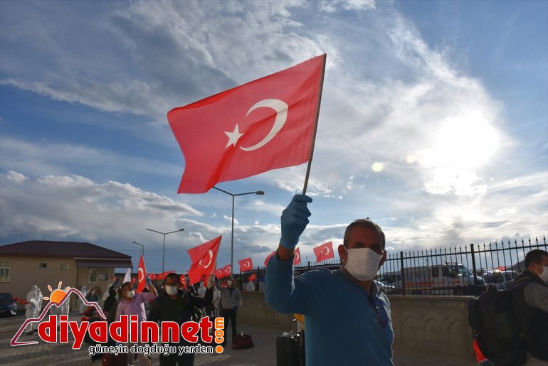 getirilen vatandaşlar karşılandı Kars