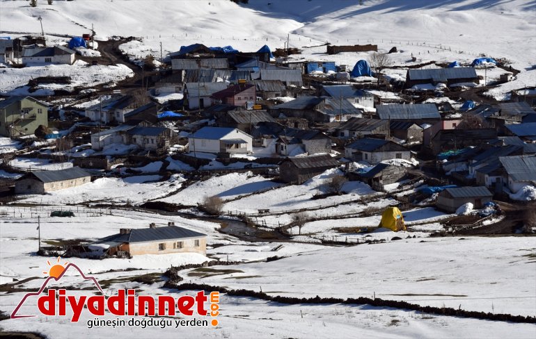bir da yanı yanı bahar bir kar, Kars