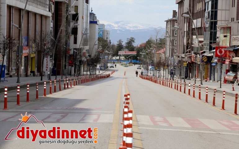 kaldı çıkma cadde sokaklar Sokağa başlamasıyla boş - ve ERZURUM kısıtlamasının 7