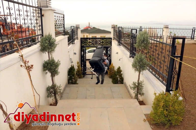 koltuğunu - başkanı makam öğrenciye evine görevini, Belediye devretti taşıdığı VAN 2