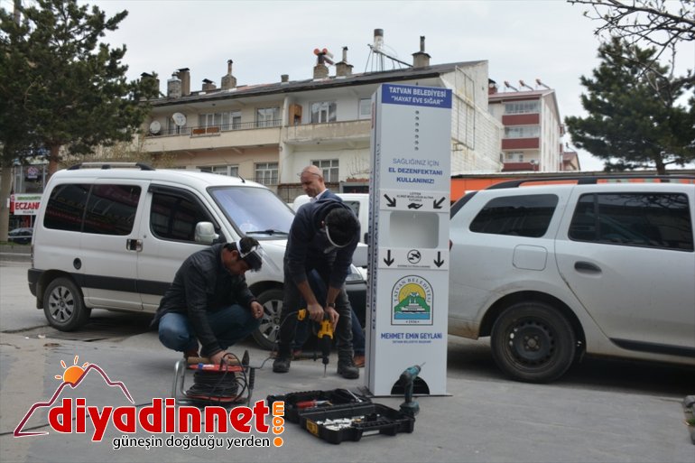 Kovid-19 önlemleri sürüyor Tatvan