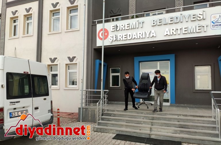 öğrenciye görevini, - makam VAN taşıdığı evine devretti Belediye başkanı koltuğunu 3