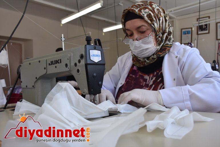 maske Karslı üretiyor kadınlar, sağlıkçılar için 2