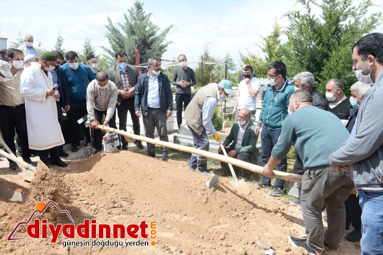 Mercedes verildi yüzü toprağa Kadir sevilen Malatya