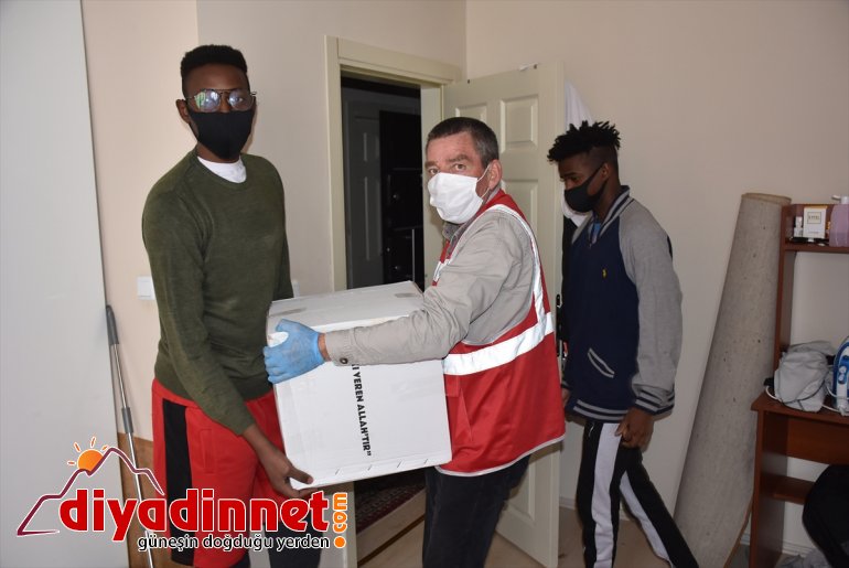 dönemeyen - ülkelerine KARS Kovid-19 minnettar öğrenciler Türkiye