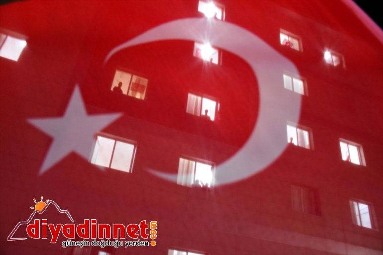 MUŞ - konseri kalan karantinada vatandaşlara moral Yurtta 9