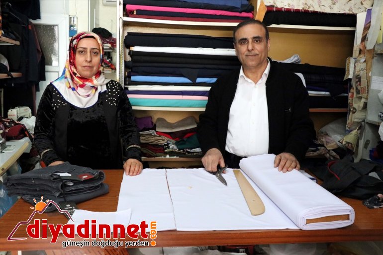 "Askıda maske" ile salgınla mücadeleye destek sunuyor