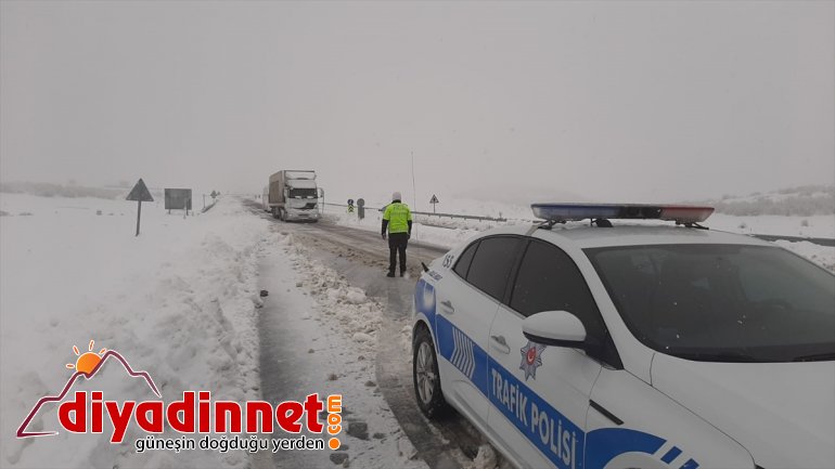 Evde sürücülere kal uyarısı yolda ELAZIĞ Kar nedeniyle kalan - 2