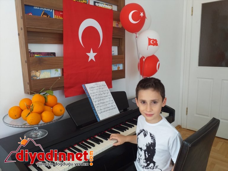 ERZURUM Hayatı 23 çocuklardan şiveyle yöresel Nisan sığdıran - Selçuk