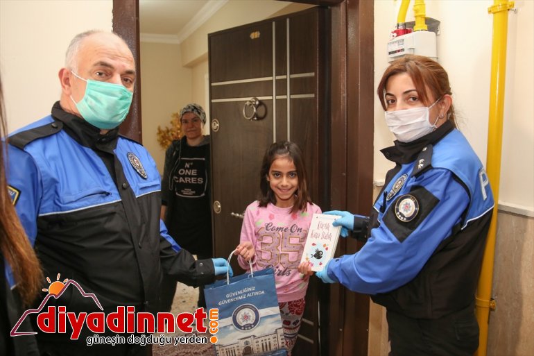 getiren kendisine okudu polislere kitap Muşlu öğrenci, şiir 3