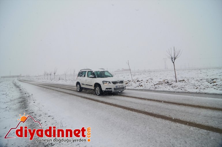 yağışıyla  beyaza kar Ovacık büründü 2