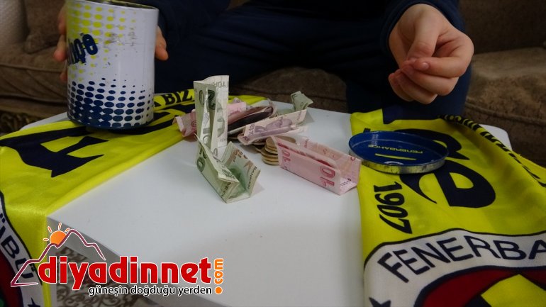 Milli Dayanışma için Tablet parayı bağışladı biriktirdiği Kampanyası