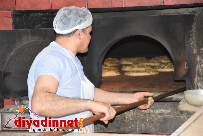 Ramazan saat KARS - molası pidesine Kovid-19 iki Fırınlarda 5