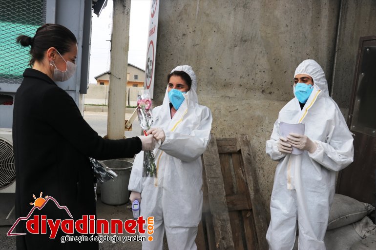 polislere ikram Ağrı