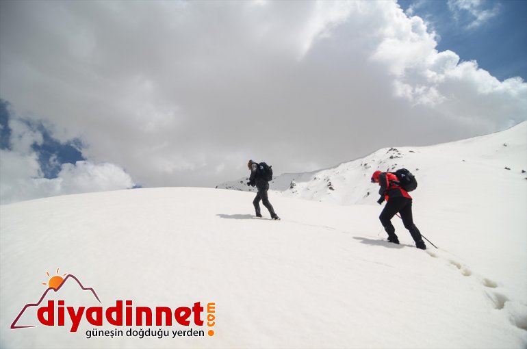 yaptı Mercan doğasever kara rağmen tırmanış TUNCELİ 4 2 metre Dağları