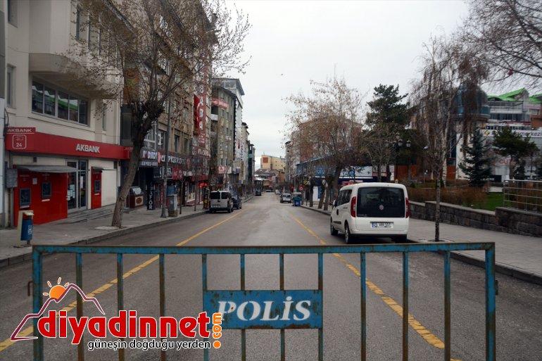 sokağa ve cadde ardından çıkma kısıtlamasının sokaklar boş Erzurum