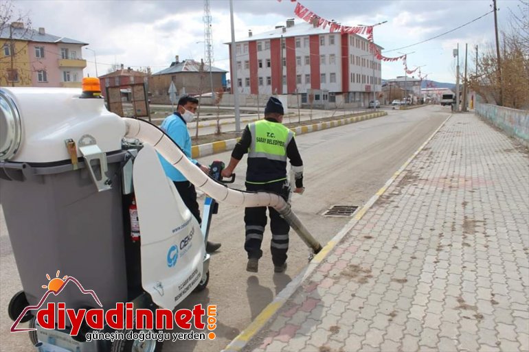 Saray'da cadde ve sokaklar yıkandı