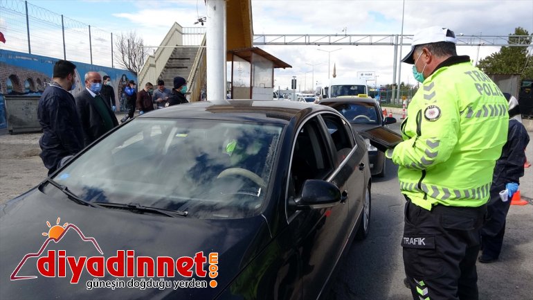 Muş'ta sürücü ve yolcular koronavirüs taramasından geçiriliyor