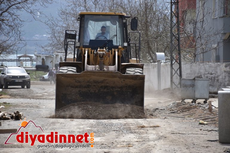 çalışmalarına yol yapım Tatvan