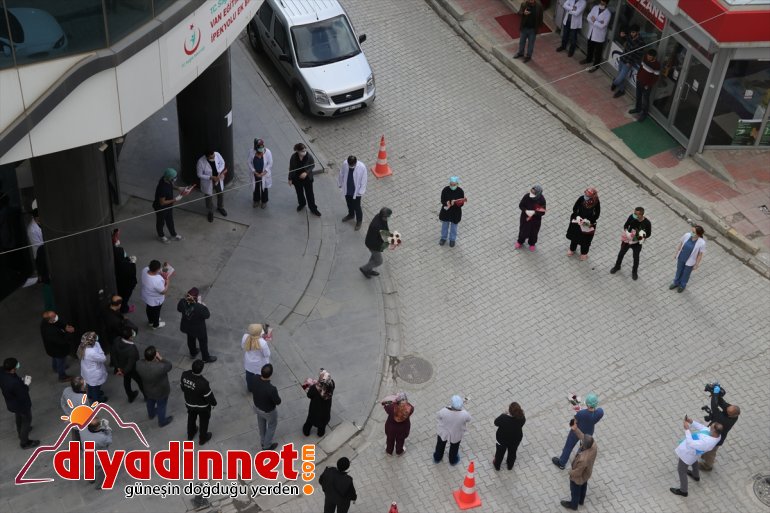 taburcu tamamlanan kişi alkışlarla Kovid-19 tedavisi edildi 3  Van