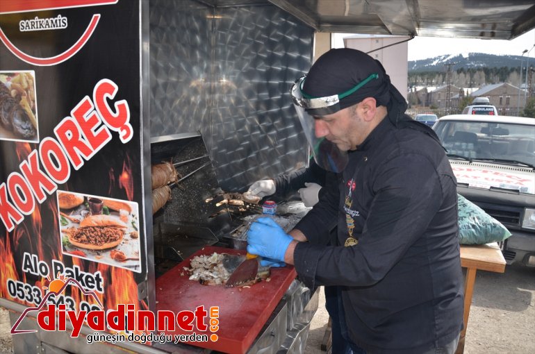çalışanlarına kokoreçli sağlık Karslı teşekkür esnaftan 3