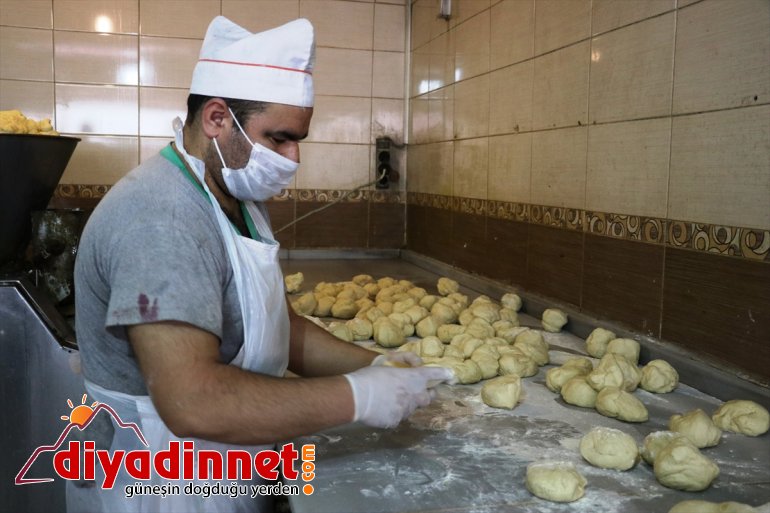 AĞRI Tok içli sofralarına - kete tutan sahur lezzet katıyor 6