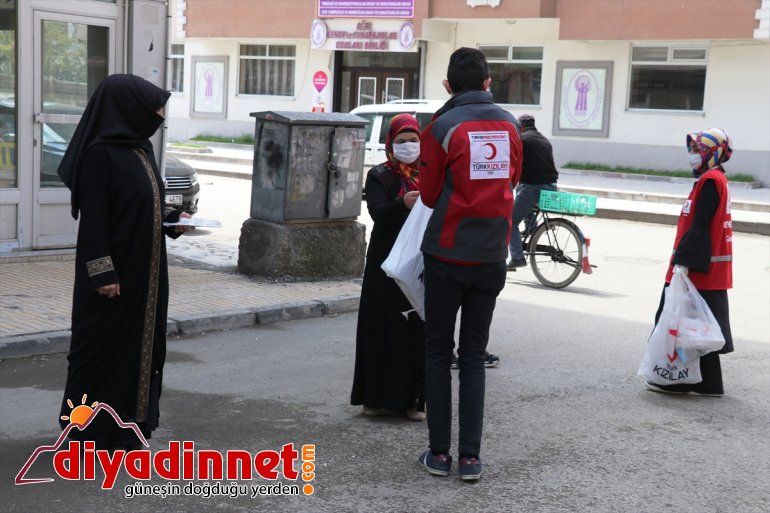 AĞRI - Kızılay dağıttı dezenfektan Türk maske ve Ağrı