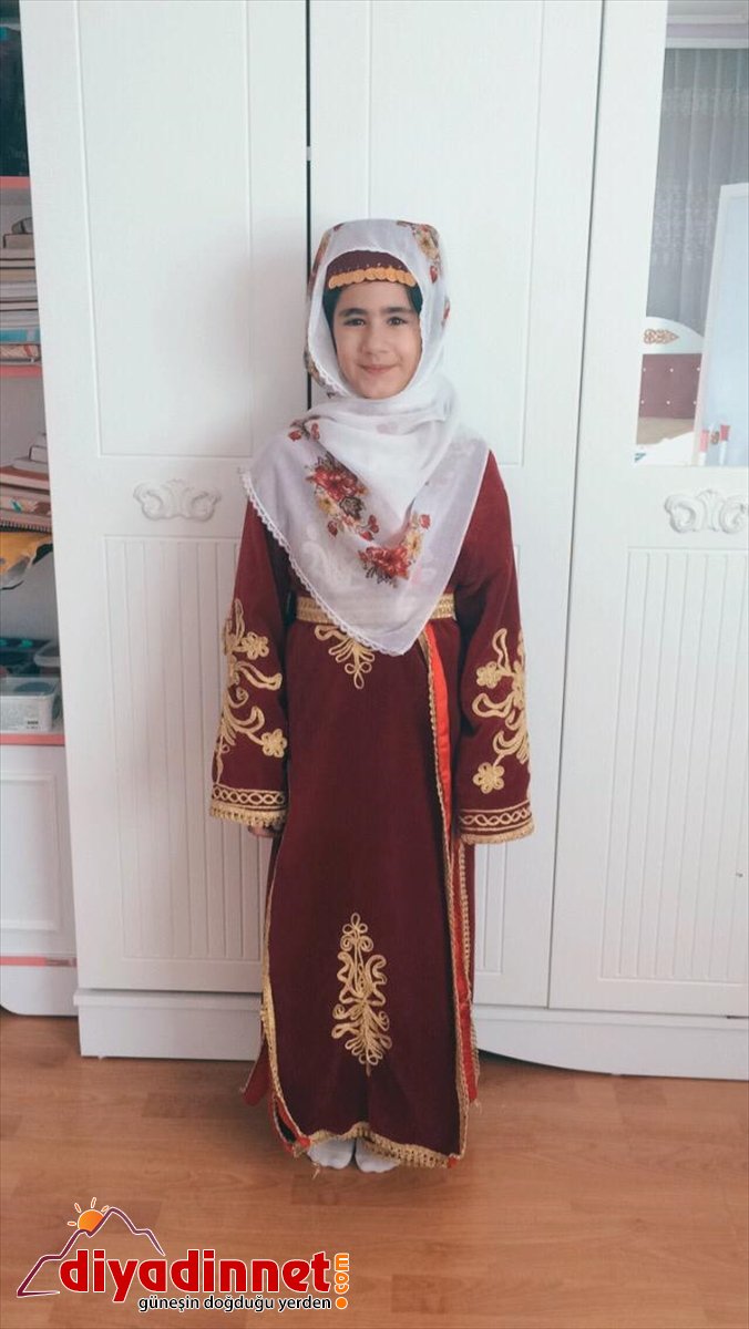 ELAZIĞ paylaştı - video klibini evlerinde hazırladıkları gösterilerinin halk oyunları Öğrenciler, 1