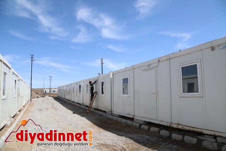 yerleştiriliyor konteynerlere Van