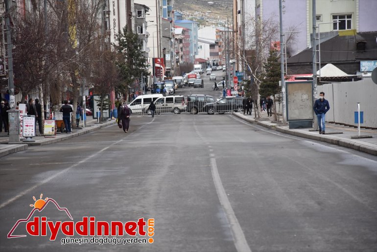 trafiğe dezenfekte caddeler karşı Kars