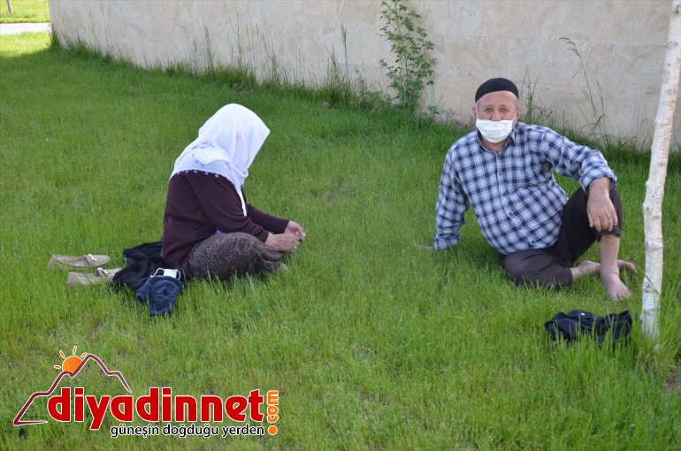 ikinci sokağa kez üzeri çıktı ve yaş - vatandaşlar MUŞ 65 1