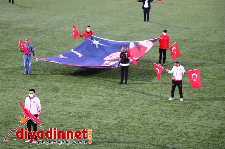 Ağrı da Mayıs coşkuyla kutlandı7