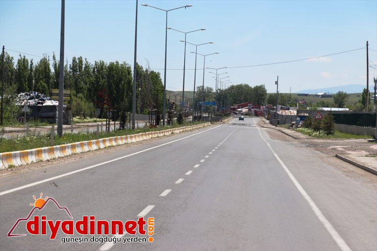 Ağrı da Ramazan Bayramı nın son günü de sokaklar boş kaldı2