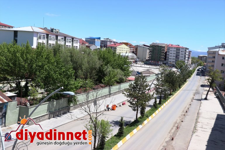 Ağrı da Ramazan Bayramı nın son günü de sokaklar boş kaldı11