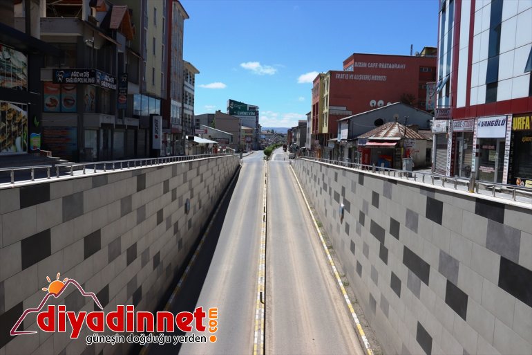 Ağrı da Ramazan Bayramı nın son günü de sokaklar boş kaldı12