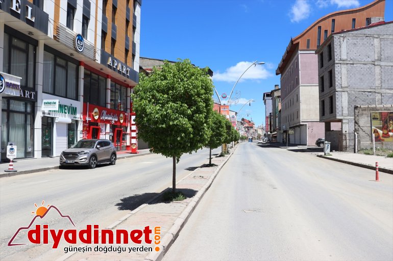 Ağrı da Ramazan Bayramı nın son günü de sokaklar boş kaldı9