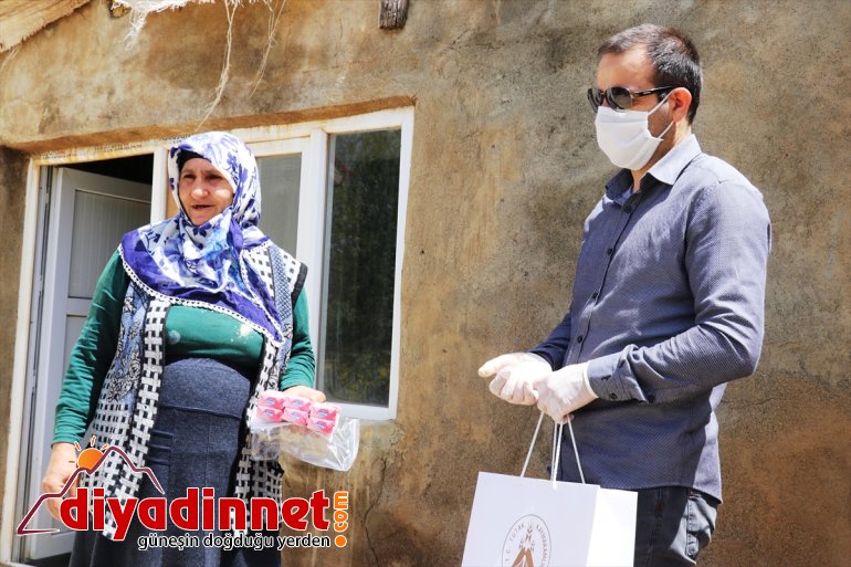 - sabun maske ücra  Vefa köylerde en ve AĞRI dağıtıyor ekibi 7
