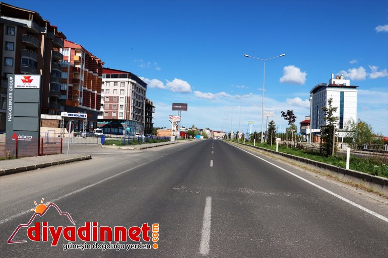 Ağrı'da kısıtlamanın ilk gününde sokaklar boş kaldı